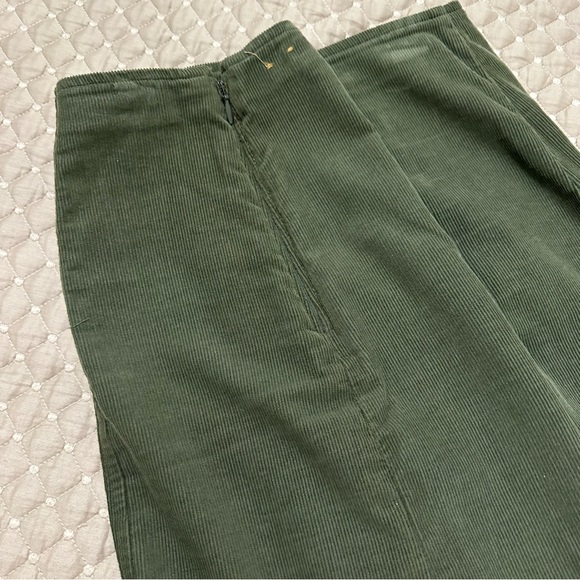 HOLLISTER olive green casual corduroy army buttons mini skirt size M - Picture 4 of 6